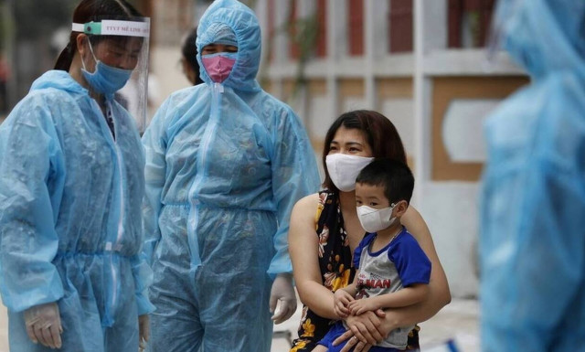 Κορονοϊός: Συναγερμός για μυστηριώδη νόσο - 80% των ασθενών μπαίνει σε ΜΕΘ