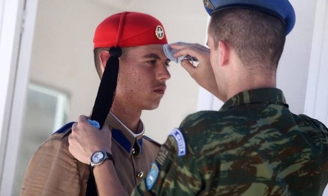 Καιρός: «Έβρασε» ο τόπος - Άγγιξε τους 40 ο υδράργυρος στην Αθήνα