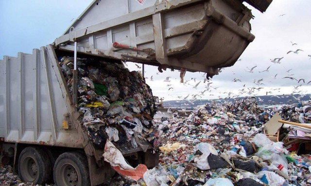 Πληρώνω όσο πετάω: Έρχεται τέλος απορριμμάτων με βάση το βάρος τους