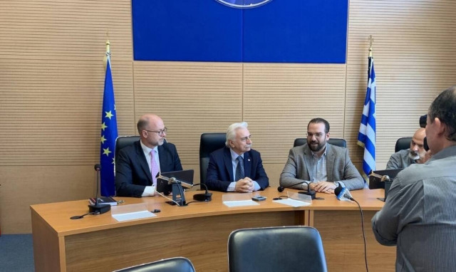 Ελληνικός Ερυθρός Σταυρός: Δωρεά 5.000 μασκών στην Περιφέρεια Δυτικής Ελλάδας 