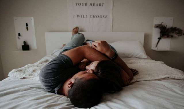 Έρευνα: Καλύτερη η «επαφή» με τη χρήση λιπαντικού για 9 στις 10 γυναίκες!