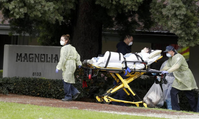 Κορονοϊός στις ΗΠΑ: Ρεκόρ με πάνω από 50.000 νέα κρούσματα σε 24 ώρες