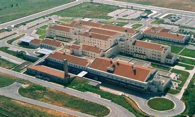 Ξάνθη: Μπούκαραν στο νοσοκομείο για να πάρουν σπίτι... ασθενή με κορονοϊό