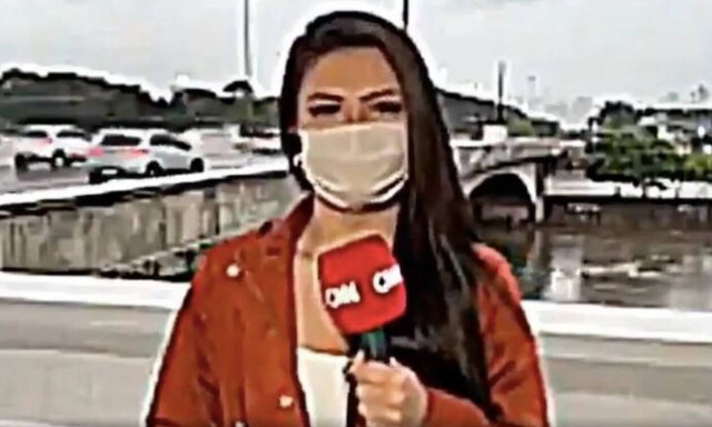 Καρέ - καρέ: Λήστεψαν δημοσιογράφο του CNN με μαχαίρι σε live σύνδεση
