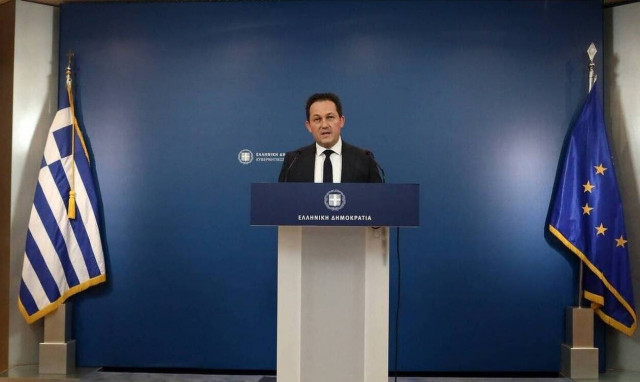 Πέτσας: Τι είπε για την είσοδο του πατέρα του Τζόνσον στην Ελλάδα