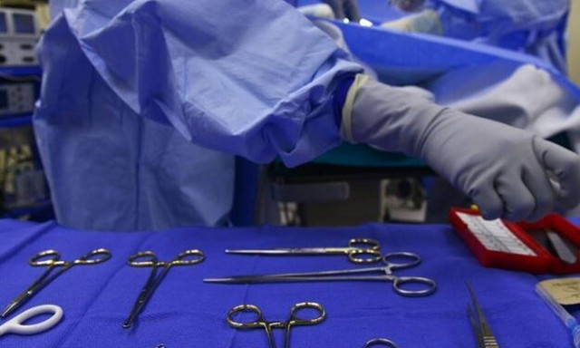 Έκανε πλαστική χειλιών, αλλά πήγαν όλα λάθος - Δείτε πώς έγινε