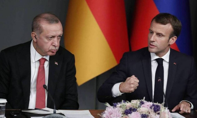 Τύμπανα πολέμου: Ένα βήμα πριν ανοίξουν πυρ Γαλλία - Τουρκία