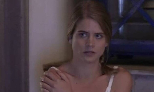 Άγριες Μέλισσες: Η Δρόσω γεννάει! Σε κίνδυνο η ζωή της ίδιας και του μωρού!