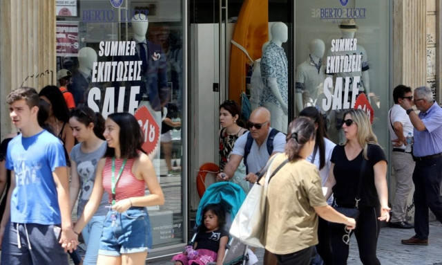 Θερινές εκπτώσεις 2020: Πότε αρχίζουν- Ποια Κυριακή θα είναι ανοιχτά τα καταστήματα