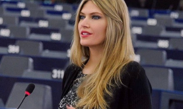 Εύα Καϊλή: Αυτός είναι ο Ιταλός κούκλος σύντροφός της (pics)