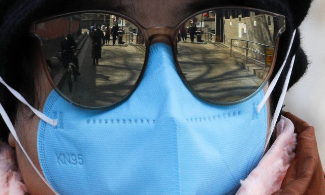 Κορονοϊός: Η μεγάλη διαμάχη των επιστημόνων - Μεταδίδεται ή όχι με τον αέρα;