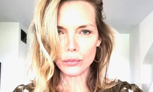 Την φωτογραφία που ανέβασε η Michelle Pfeiffer, λίγες θα τολμούσαν να την ποστάρουν