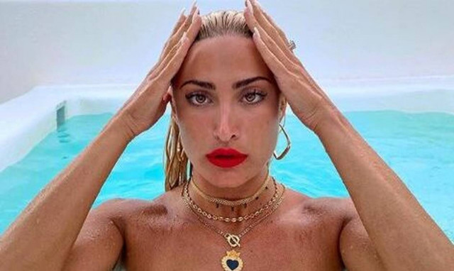 Ιωάννα Τούνη: Τα δύσκολα παιδικά χρόνια και η δικαστική «μάχη» για τα ροζ βίντεο