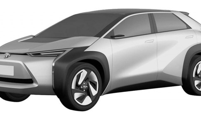 Μικρό ηλεκτρικό crossover έχει στα σκαριά η Toyota