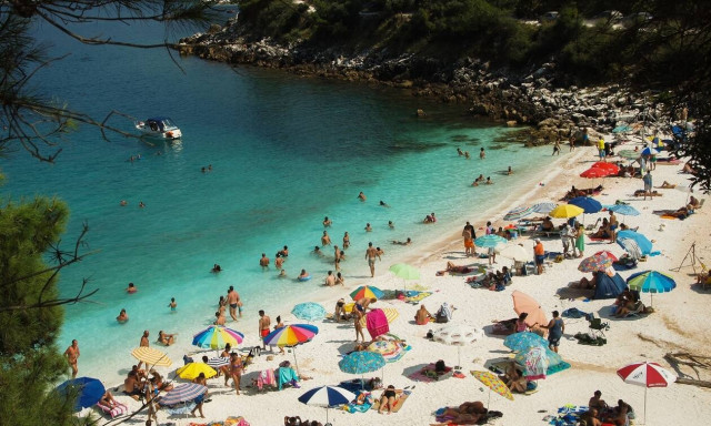 Tourists are the first coronavirus incidents on the island of Thassos and Pangeo