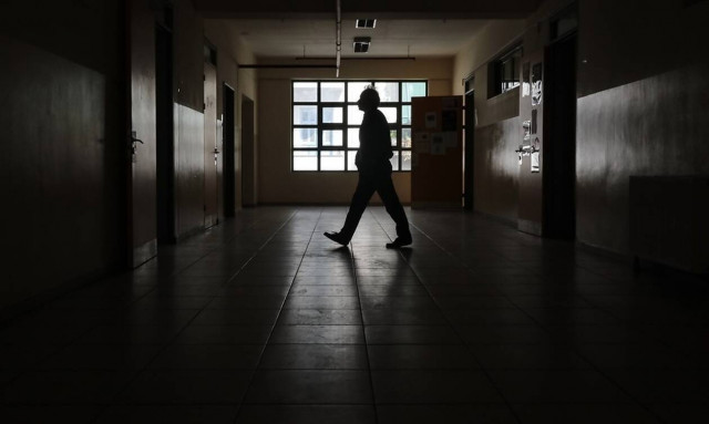 Αποτροπιασμός από τις απανωτές υποθέσεις αποπλάνησης ανηλίκων από δασκάλους 