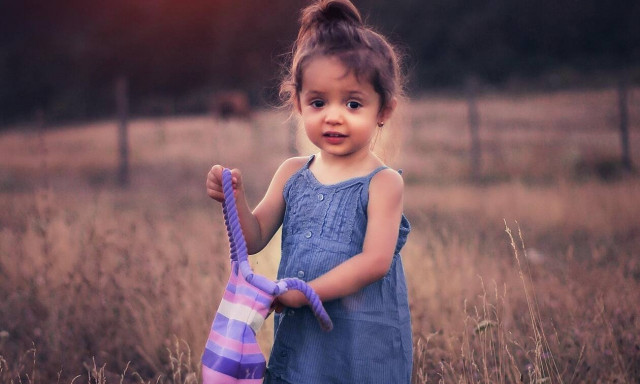 Κάνει ή όχι να λέτε στο παιδί σας ότι είναι όμορφο;