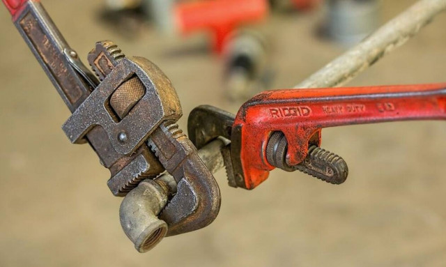 Υδραυλικός έμπαινε σε σπίτια για βλάβες - Βίασε και σκότωσε 9 γυναίκες