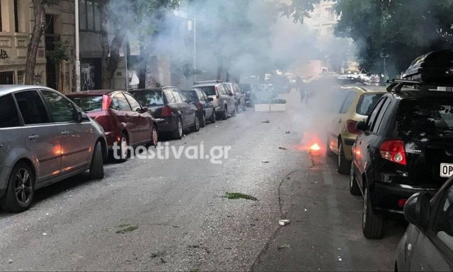 Επεισόδια και στη Θεσσαλονίκη στην πορεία κατά του νομοσχεδίου για τις διαδηλώσεις