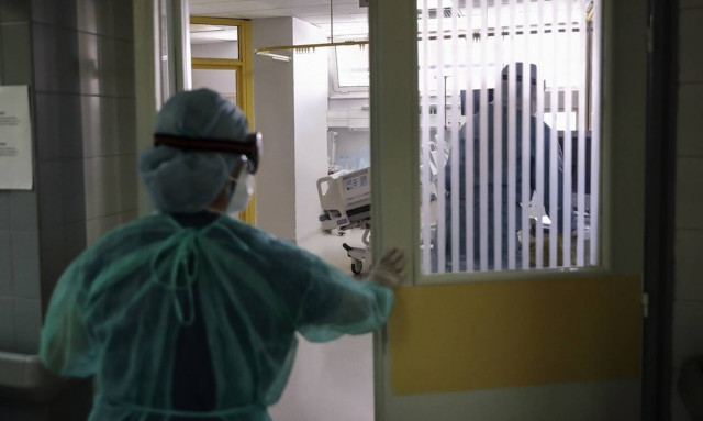 Κορονοϊός: Θετικοί στον ιό 10χρονος από τη Σερβία και 85χρονος σε γηροκομείο