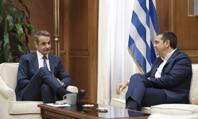 Νέα δημοσκόπηση: Αυτή είναι η διαφορά ΝΔ - ΣΥΡΙΖΑ - Ανησυχία για τον κορονοϊό