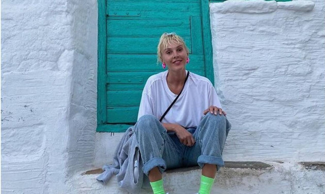 Μπορείς να μη δεις την εμφάνιση αυτή της Τάμτα με μαγιό;