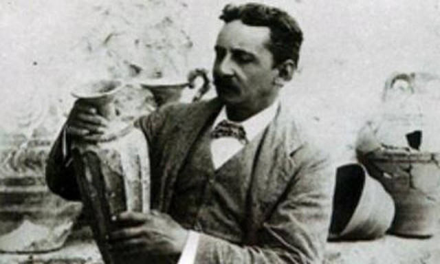 Σαν σήμερα το 1900 ο Άρθουρ Εβανς ξεκινά τη μυθική ανασκαφή στην Κνωσό