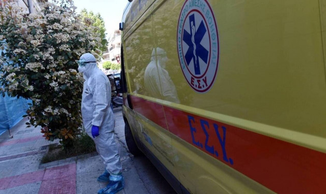 Ρόδος: Τουρίστρια βρέθηκε θετική στον κορονοϊό και έτρωγε σε εστιατόριο!