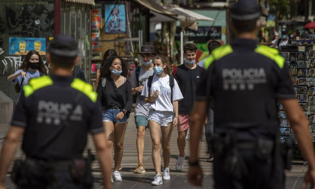 Ισπανία: Καραντίνα ξανά - Συναγερμός στην Καταλονία 