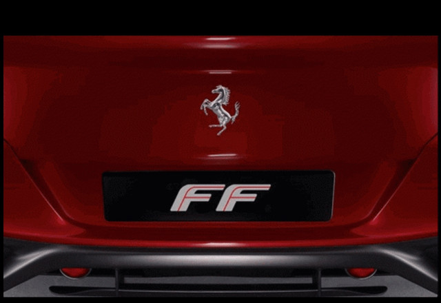 Αντέχεις να το δεις – Δείτε τι έπαθε Ferrari σε πλημμύρα στο Λονδίνο (pics)