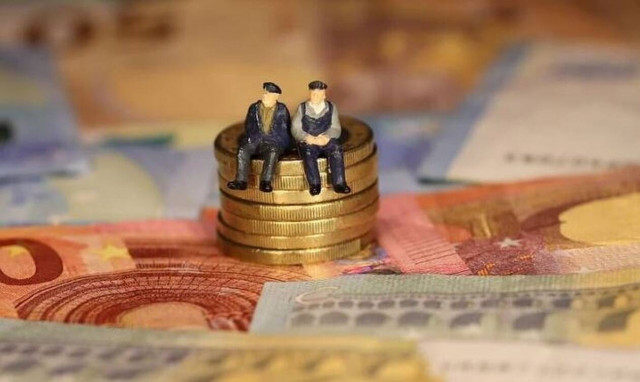 Συντάξεις: Αυξάνονται οι προσωρινές - Πότε θα δίνεται προκαταβολή του εφάπαξ