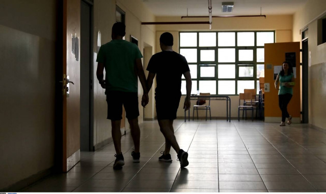 Βάσεις 2020: Κατακόρυφη πτώση - Πού θα κυμανθούν οι πρωτοκλασάτες σχολές