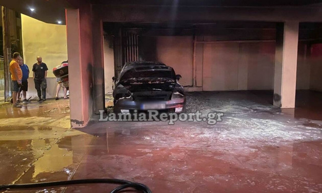 Επίθεση σε πρώην αρχιφύλακα των φυλακών Δομοκού: Έκαψαν το αυτοκίνητό του