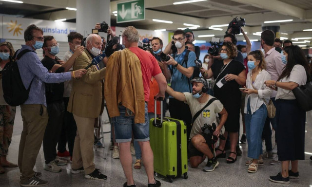 Ισπανία Κορονοϊός: Κλείνουν για τους τουρίστες τρεις «δρόμοι των πάρτι» στη Μαγιόρκα