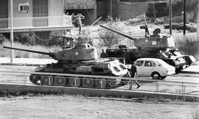 Κύπρος: 46 χρόνια από το πραξικόπημα κατά του Μακάριου