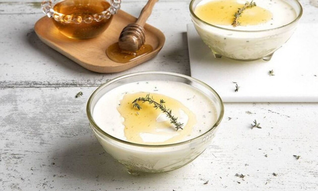 Άκης Πετρετζίκης: Λαχταριστή πανακότα με κατίκι