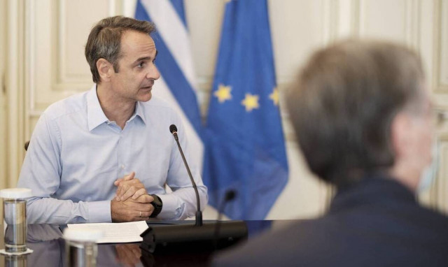PM Mitsotakis to chair meeting on enforcing coronavirus controls on Wednesday afternoon