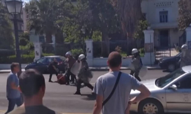 Βασίλης Μάγγος: Aυτό είναι το βίντεο από τον ξυλοδαρμό του