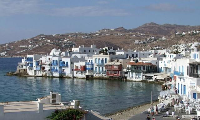 Ο κορονοϊός επέστρεψε στη Μύκονο: Εντοπίστηκε νέο κρούσμα στο νησί