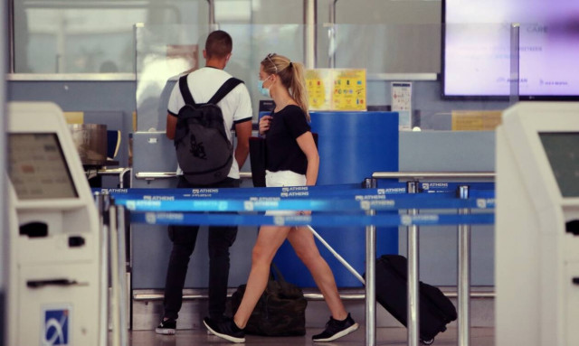 Ανοίγουν οι πτήσεις από Βρετανία: Σε ισχύ αυστηρότερα μέτρα στον Προμαχώνα