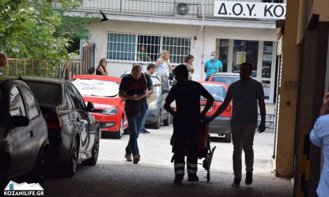 Επίθεση με τσεκούρι: Αγωνία για τον 56χρονο - Υποβλήθηκε σε δεύτερη επέμβαση