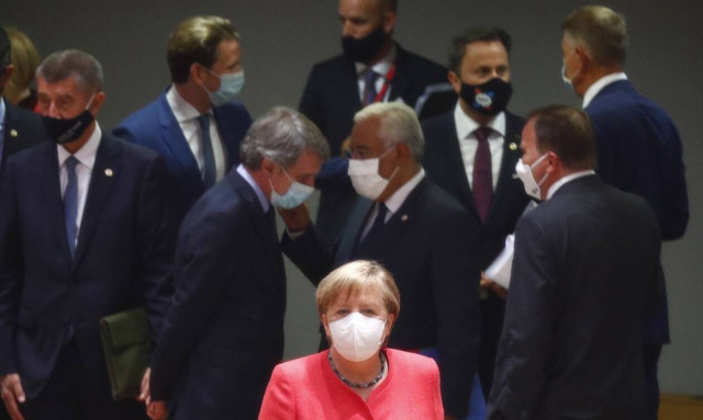 Σύνοδος Κορυφής: Επιμένει ο Μητσοτάκης για το Ταμείο Ανάκαμψης - «Μετωπική» Ιταλίας – Ολλανδίας