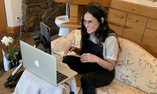 Demi Moore: Τα «ρίχνει» όλα στον… Bruce Willis (pics&vid)