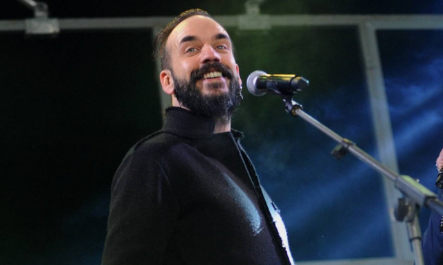 «Έπιασα τον Μουζουράκη από τον λαιμό, με κρατούσαν για να μην τον δείρω»