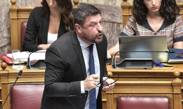 Χαρδαλιάς: Αιχμηρή απάντηση με… Αρκά στους επικίνδυνους συνωμοσιολόγους