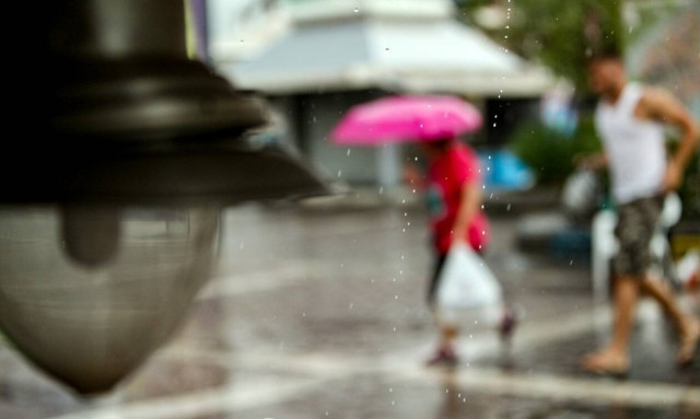 Άστατος ο καιρός το Σαββατοκύριακο - Σε ποιες περιοχές θα βρέξει (χάρτες)