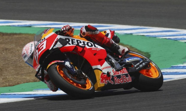 MotoGP: Σοκαριστικός τραυματισμός για τον Μαρκ Μάρκεζ (video&pics)