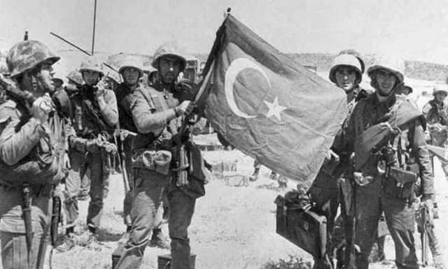 Σαν σήμερα το 1974 η Τουρκική Εισβολή στην Κύπρο