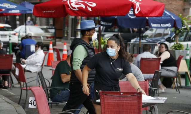 Κορονοϊός: Πάνω από 140.000 οι νεκροί στις ΗΠΑ