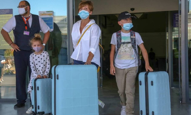 Κορονοϊός: Έρχονται νέα πιο αυστηρά μέτρα - Πώς θα γίνεται η είσοδος στη χώρα